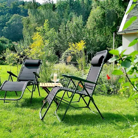 Kleines Haus Mit Garten In Den Weinbergen * Naumburg (Saale)